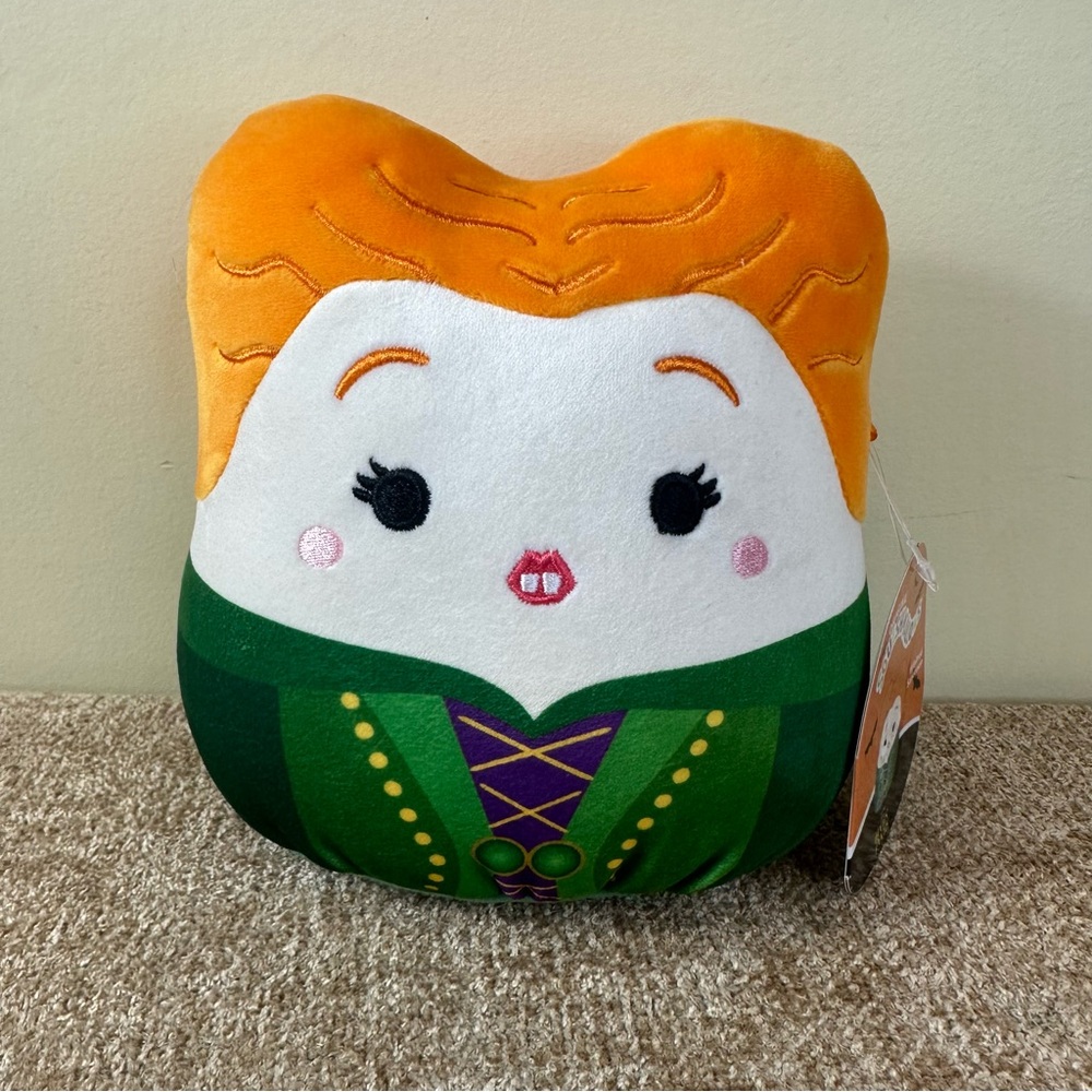 Squishmallow NWT Winifred Disney's Hocus Pocus. Plush Collectible Halloween
